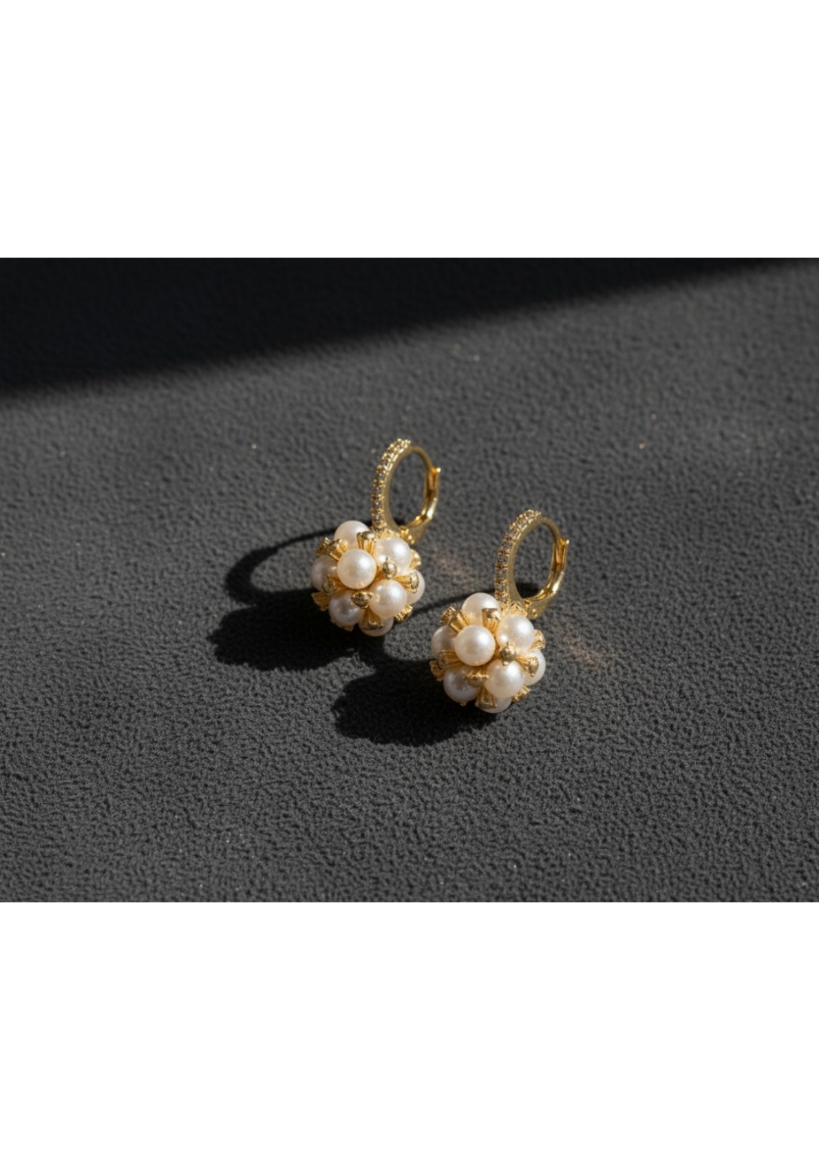 Gold-finished pearl cluster earrings - Image 5