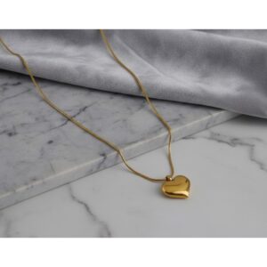 Gold-Plated Anti Tarnish Heart Themed Pendant