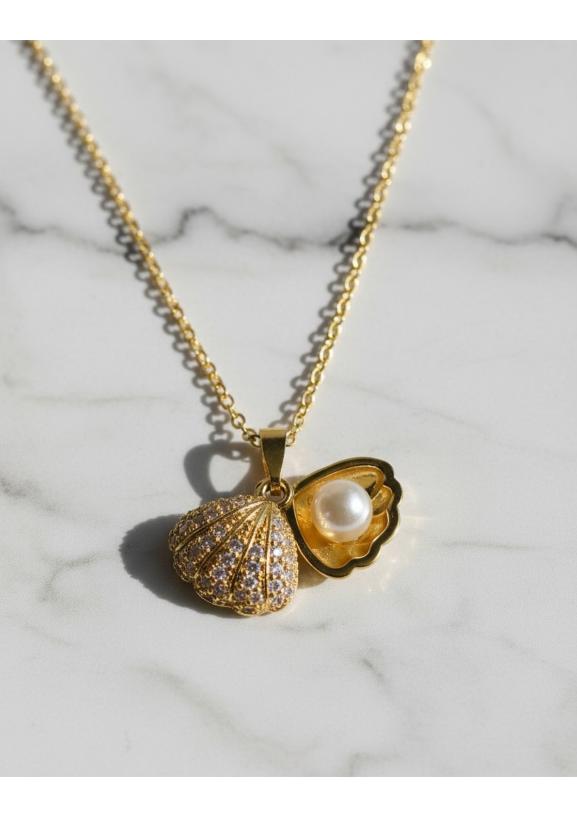 Gold-Plated Anti-Tarnish Stainless Steel Seashell Pendant Necklace.